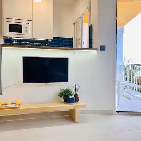 Shiny Studio With Pool & Carihuela Beach At 500M Torremolinos Exterior photo